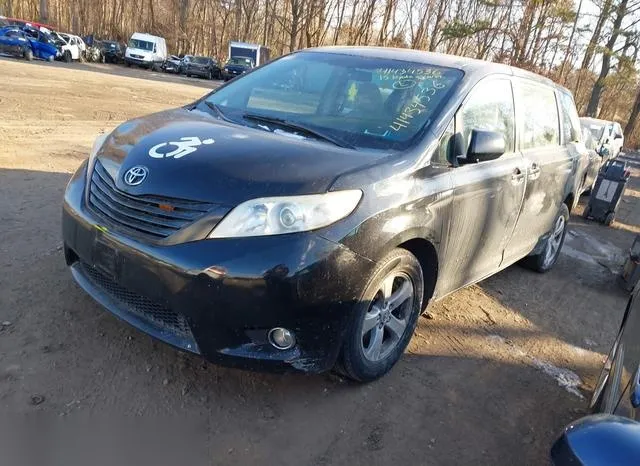 5TDZK3DC0FS539456 2015 2015 Toyota Sienna- L 7 Passenger 2