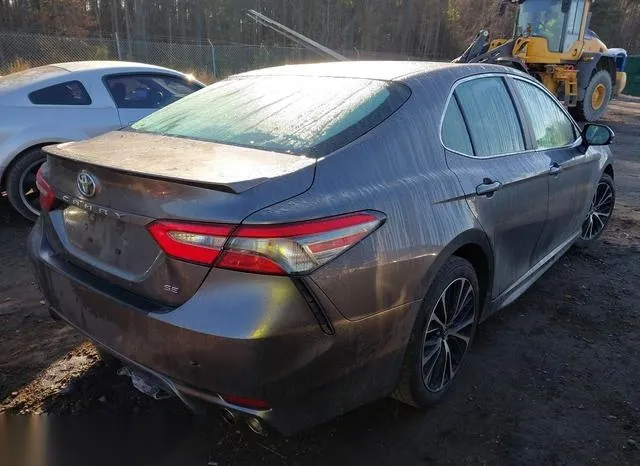 4T1B11HK1JU106092 2018 2018 Toyota Camry- SE 4