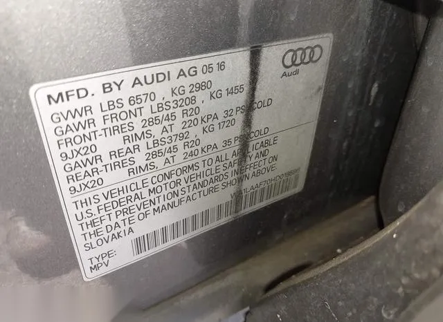 WA1LAAF70HD018596 2017 2017 Audi Q7- 3-0T Premium 9