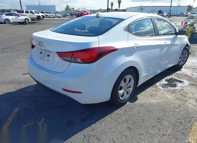 5NPDH4AE8GH666967 2016 2016 Hyundai Elantra- SE 4