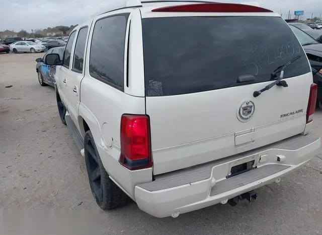 1GYEK63NX5R228255 2005 2005 Cadillac Escalade- Standard 3