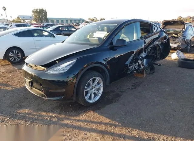 5YJYGDEE0MF275885 2021 2021 Tesla Model Y- Long Range Dual 2