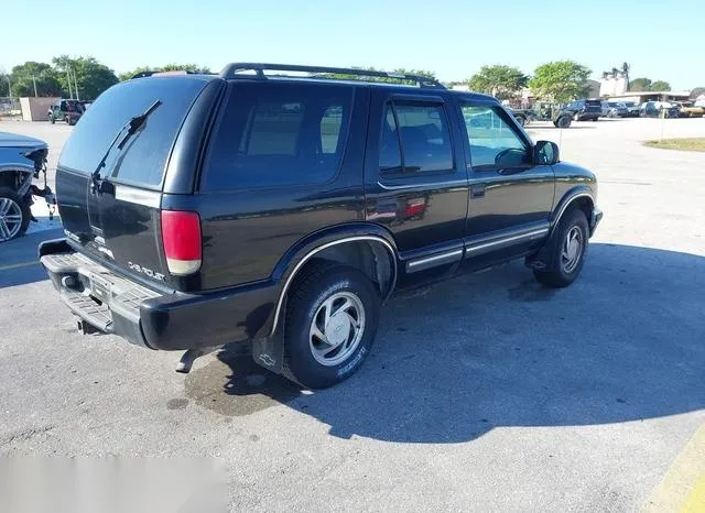 1GNDT13W5Y2244197 2000 2000 Chevrolet Blazer- LT 4