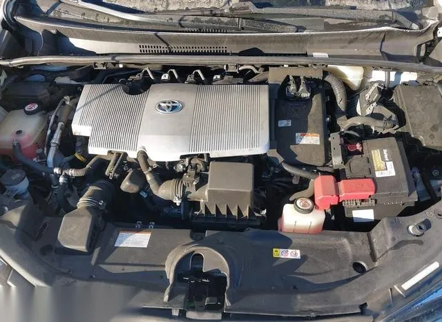 JTDL9RFU6K3006226 2019 2019 Toyota Prius- LE 10