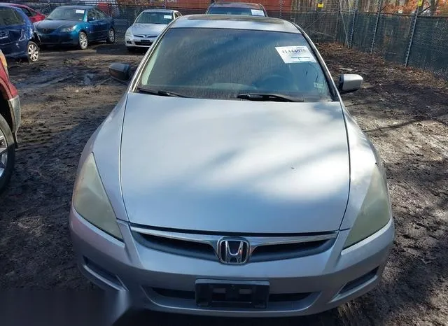 1HGCM66876A069077 2006 2006 Honda Accord- EX 6