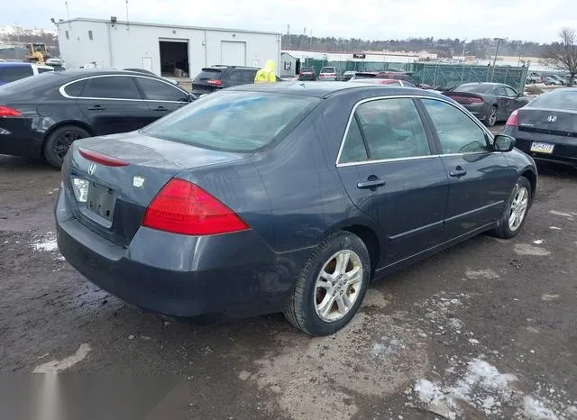 1HGCM56337A152084 2007 2007 Honda Accord- 2-4 SE 4