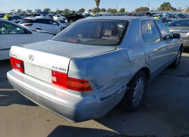 JT8UF22E1S0030193 1995 1995 Lexus LS- 400 4