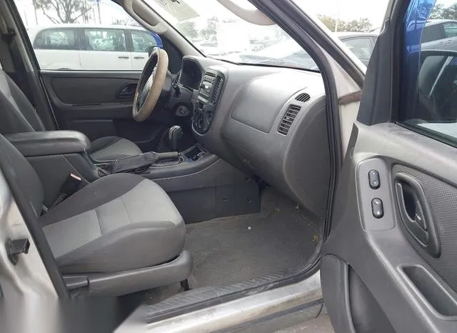 1FMYU02Z35KD13148 2005 2005 Ford Escape- Xls 5