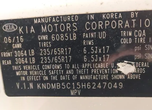 KNDMB5C15H6247049 2017 2017 KIA Sedona- LX 9