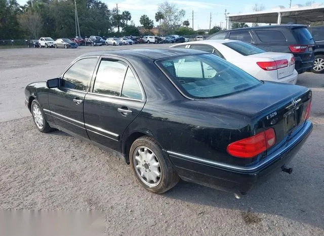 WDBJF65H6XA724296 1999 1999 Mercedes-Benz E 320 3