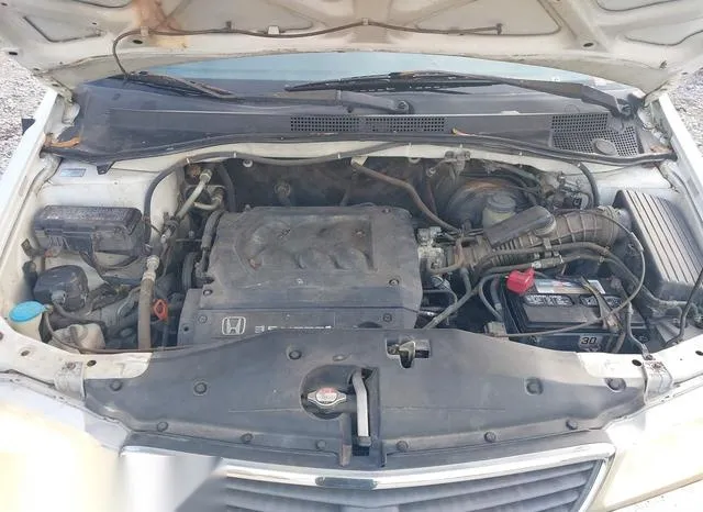 2HKRL1852YH537374 2000 2000 Honda Odyssey- LX 10