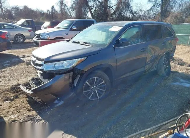 5TDJZRFH4JS533348 2018 2018 Toyota Highlander- Xle 2