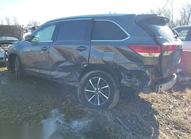 5TDJZRFH4JS533348 2018 2018 Toyota Highlander- Xle 3