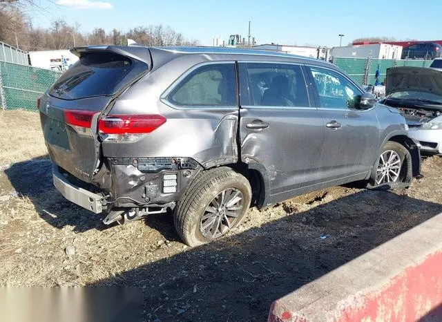 5TDJZRFH4JS533348 2018 2018 Toyota Highlander- Xle 4