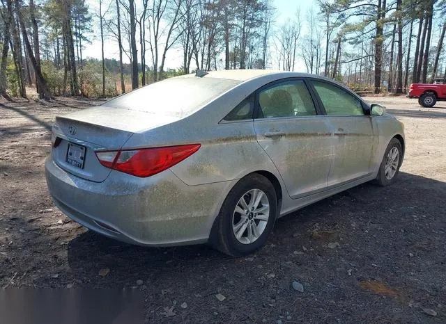 5NPEB4AC6CH322584 2012 2012 Hyundai Sonata- Gls 4