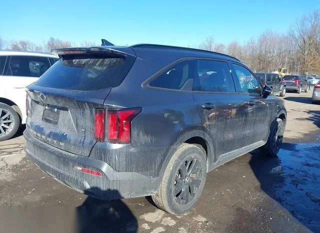 5XYRLDLC8MG066145 2021 2021 KIA Sorento- S 4