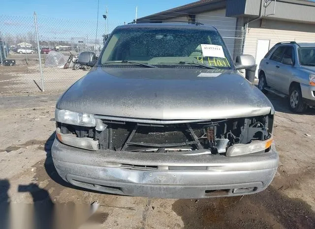 1GNEC13Z92R278513 2002 2002 Chevrolet Tahoe- LT 6