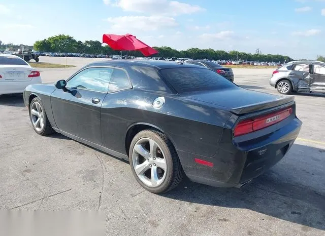 2C3CDYBT8DH500842 2013 2013 Dodge Challenger- R/T 3