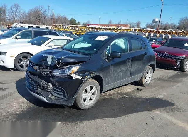 KL7CJPSB9MB332768 2021 2021 Chevrolet Trax- Awd Lt 2