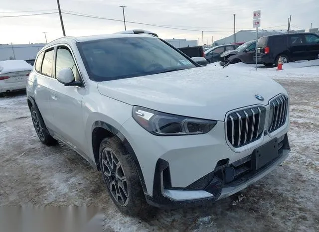 WBX73EF09S5121466 2025 2025 BMW X1- Xdrive28I 1