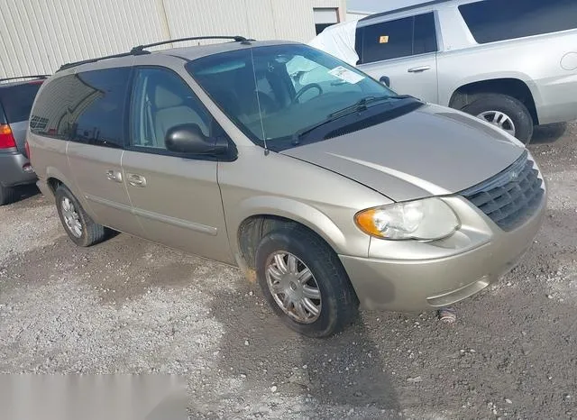 2A4GP54LX7R157766 2007 2007 Chrysler Town and Country- Touring 1