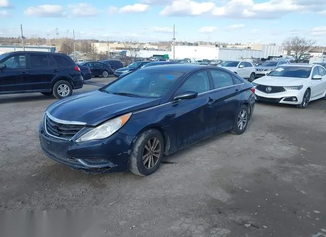 5NPEB4ACXBH113864 2011 2011 Hyundai Sonata- Gls 2