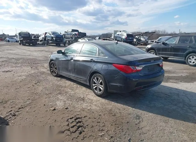 5NPEB4ACXBH113864 2011 2011 Hyundai Sonata- Gls 3