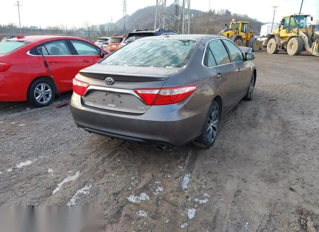 4T1BF1FK0FU080225 2015 2015 Toyota Camry- Xse 4