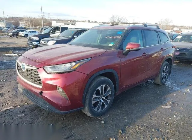 5TDGBRCH7MS064408 2021 2021 Toyota Highlander- Hybrid Xle 2