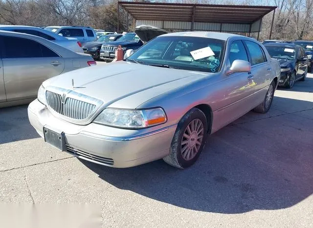 1LNHM81W14Y612252 2004 2004 Lincoln Town Car- Signature 2