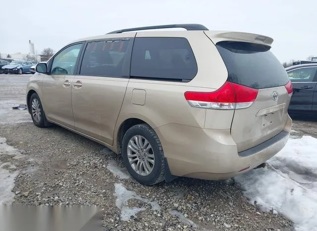 5TDYK3DCXBS108628 2011 2011 Toyota Sienna- Xle V6 3