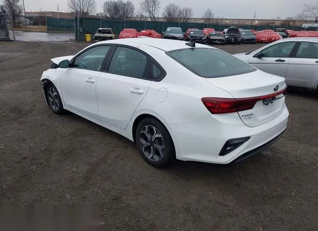 3KPF24AD9ME375069 2021 2021 KIA Forte- Lxs 3