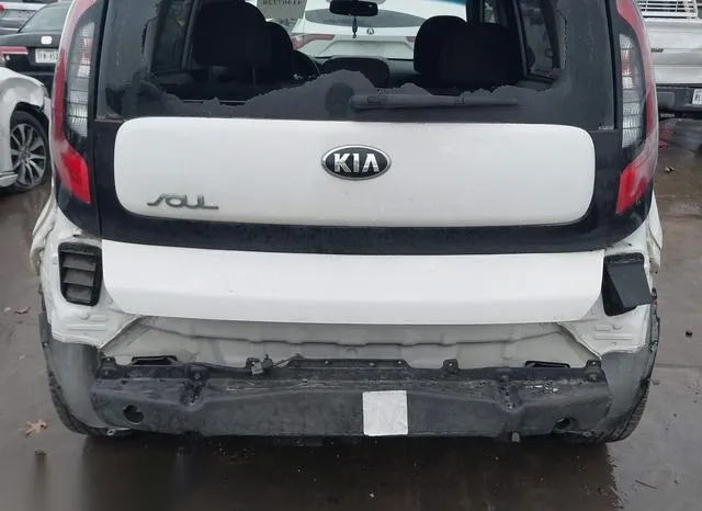 KNDJN2A26G7378858 2016 2016 KIA Soul 6