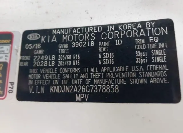 KNDJN2A26G7378858 2016 2016 KIA Soul 9