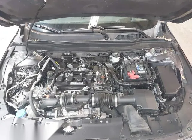 1HGCV1F9XJA005245 2018 2018 Honda Accord- Touring 10