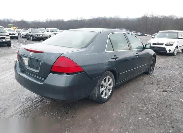 JHMCM56387C021976 2007 2007 Honda Accord- 2-4 SE 4