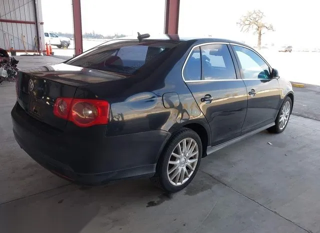 3VWXJ71K26M653386 2006 2006 Volkswagen Jetta- Gli 4