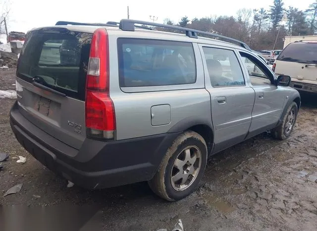 YV1SZ59H541136784 2004 2004 Volvo XC70- 2-5T 4