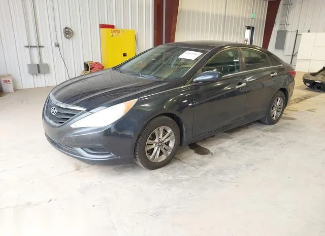 5NPEB4AC5BH239131 2011 2011 Hyundai Sonata- Gls 2