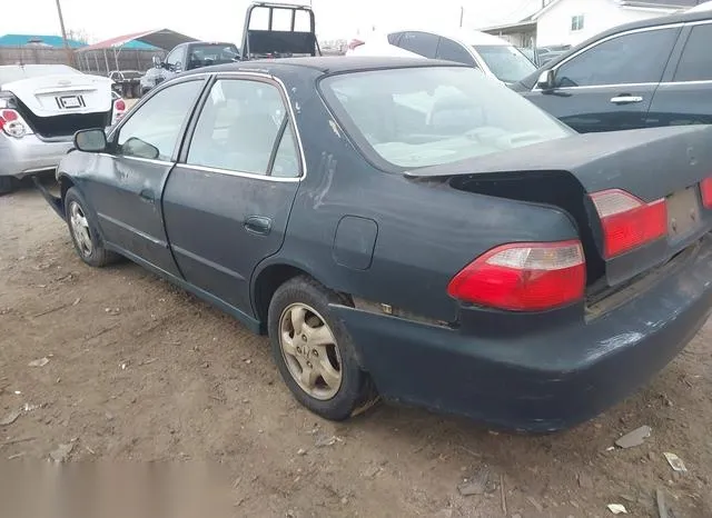 1HGCG5650XA008226 1999 1999 Honda Accord- EX 3