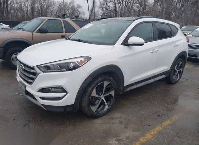 KM8J33A2XHU558578 2017 2017 Hyundai Tucson- Value 2