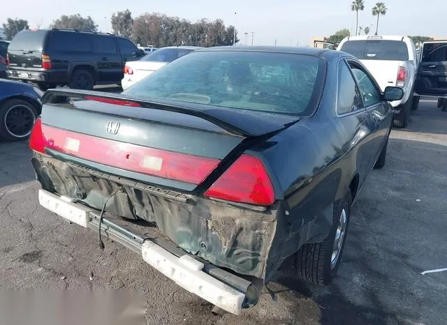 1HGCG3279XA007782 1999 1999 Honda Accord- EX 4