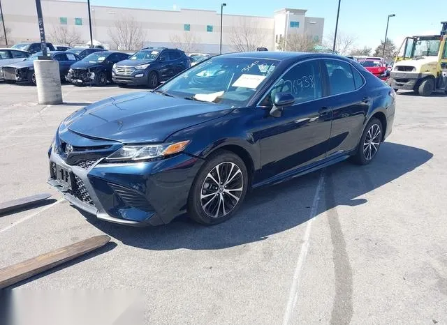 4T1B11HK3JU573322 2018 2018 Toyota Camry- SE 2