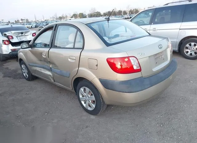 KNADE223696470983 2009 2009 KIA Rio- LX 3