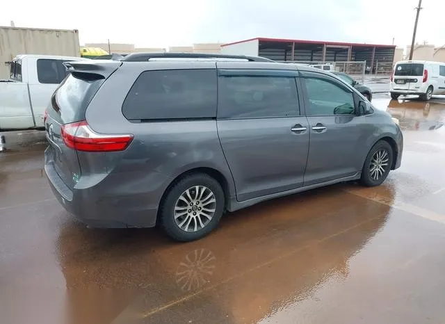 5TDYZ3DC6JS950702 2018 2018 Toyota Sienna- Xle 8 Passenger/ 4