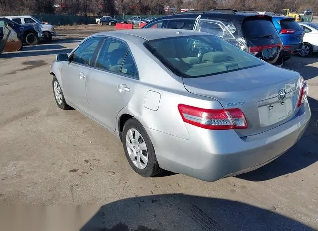 4T1BF3EK2BU668585 2011 2011 Toyota Camry 3