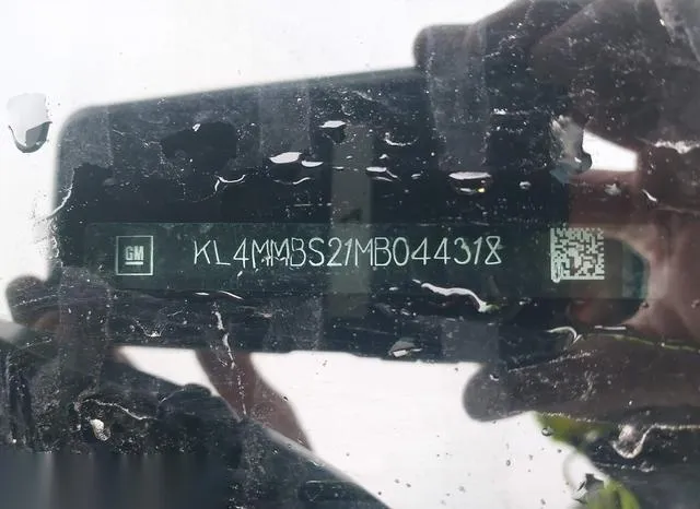 KL4MMBS21MB044318 2021 2021 Buick Encore- GX Fwd Preferred 9