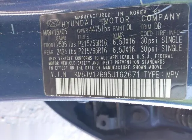 KM8JM12B95U162671 2005 2005 Hyundai Tucson- GL 9