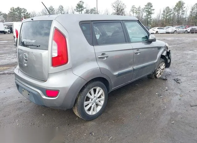 KNDJT2A68C7402063 2012 2012 KIA Soul- - 4