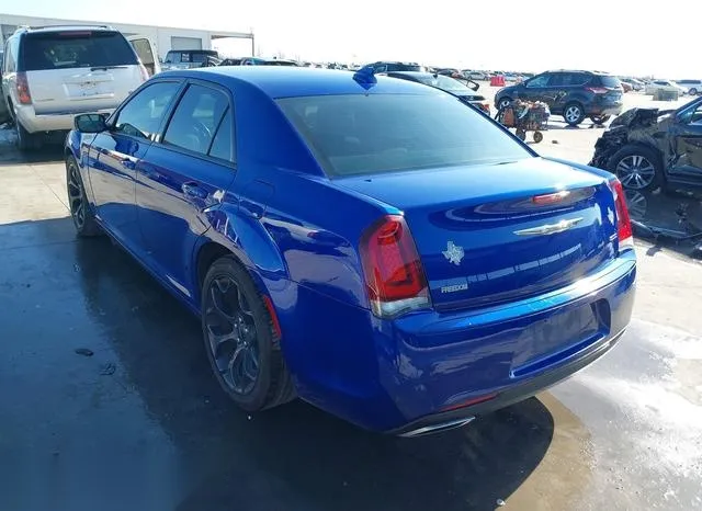 2C3CCAAG6KH722579 2019 2019 Chrysler 300- Touring 3